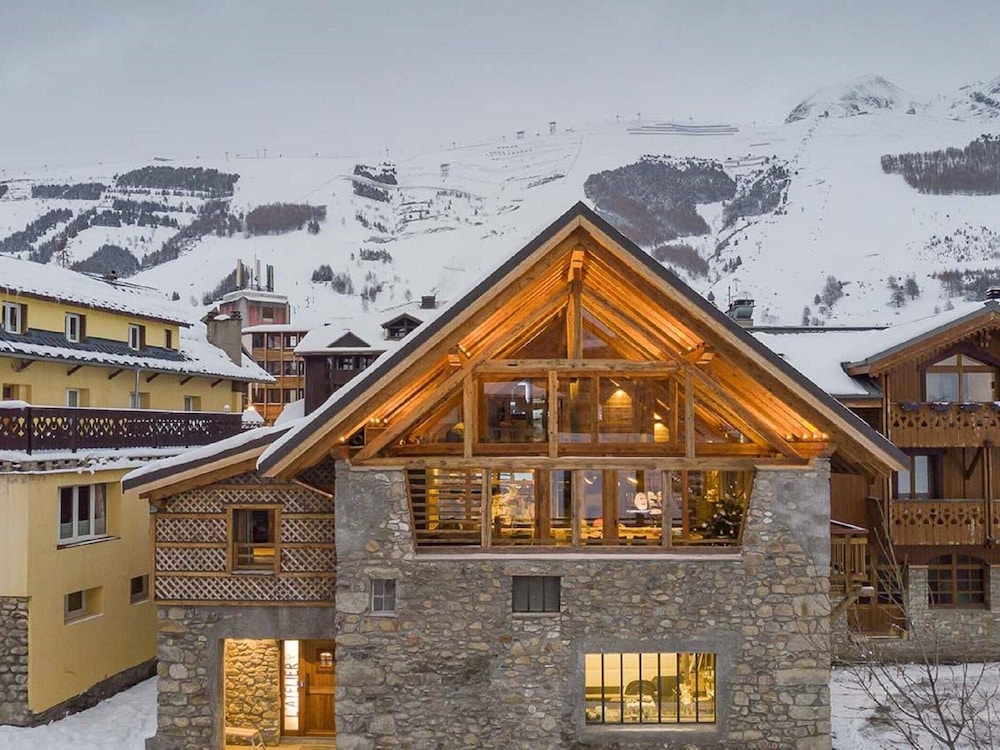 Chalet photo 1