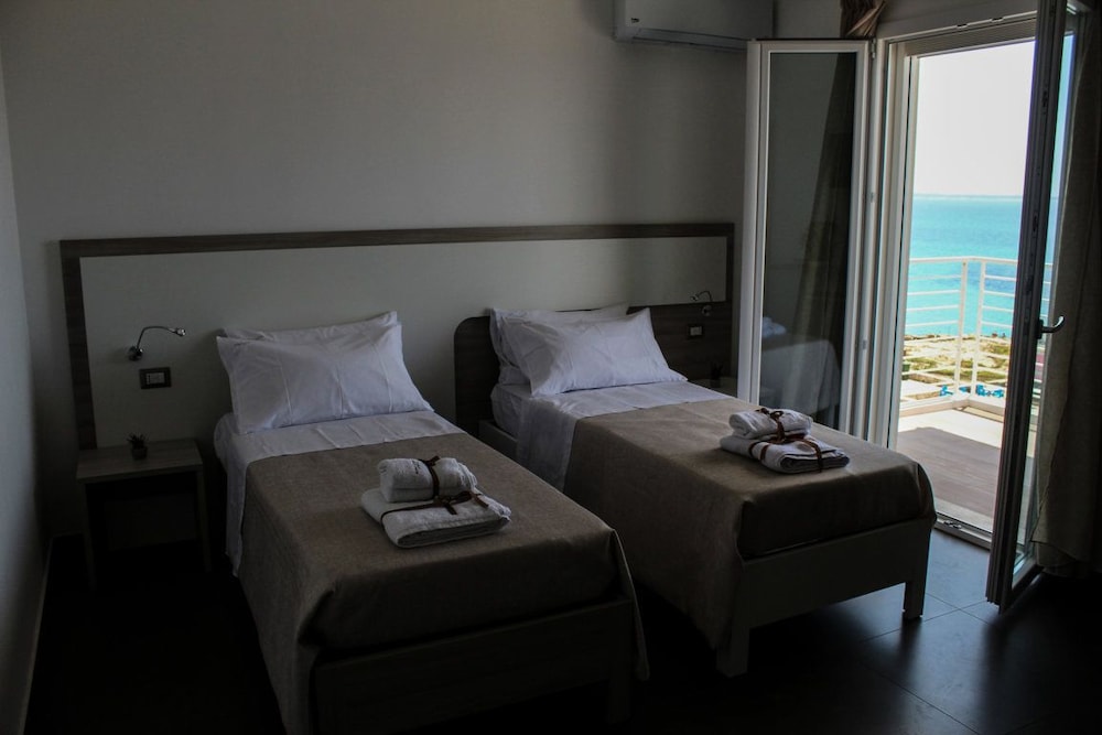Deluxe Double Room, Sea View photo 1