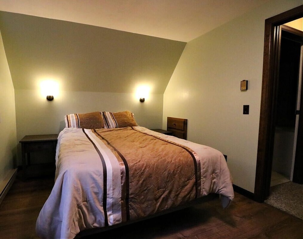 House, 3 Bedrooms photo 1