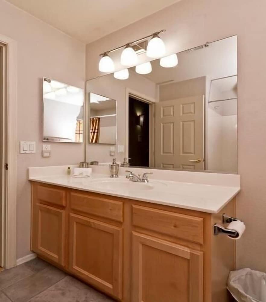 Condo, 3 Bedrooms photo 3