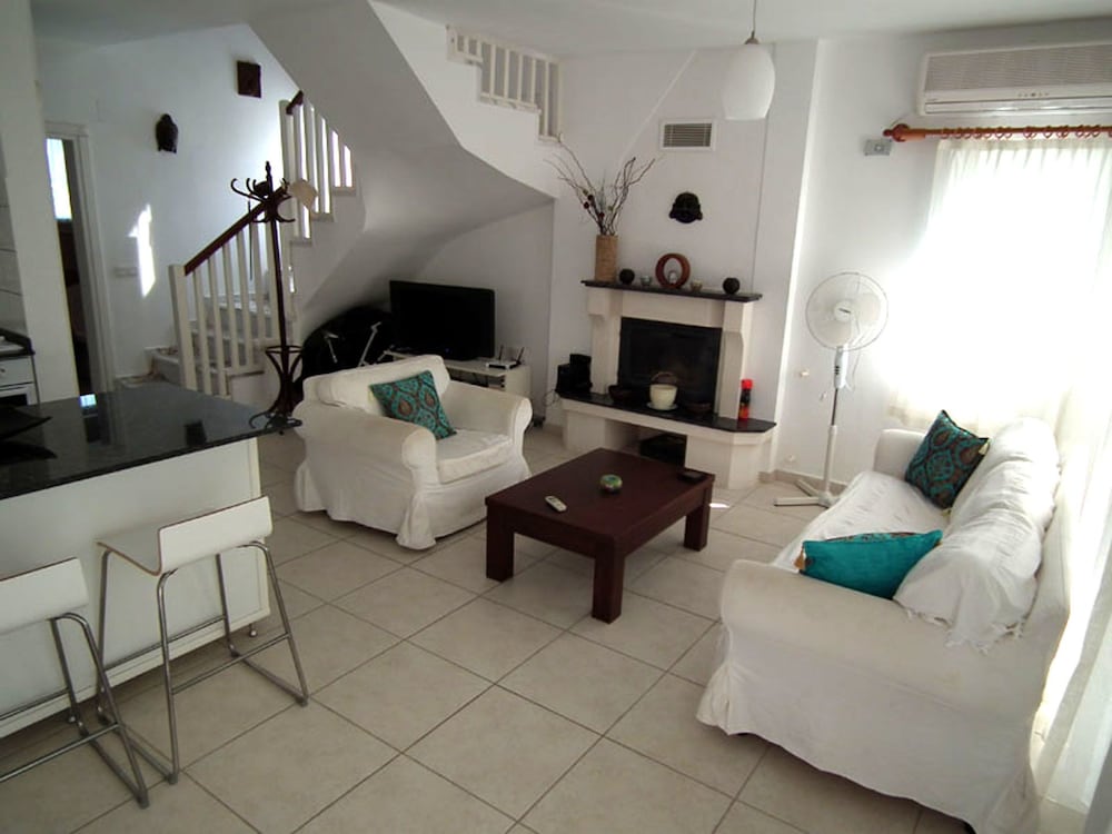 Villa, Pool View photo 3