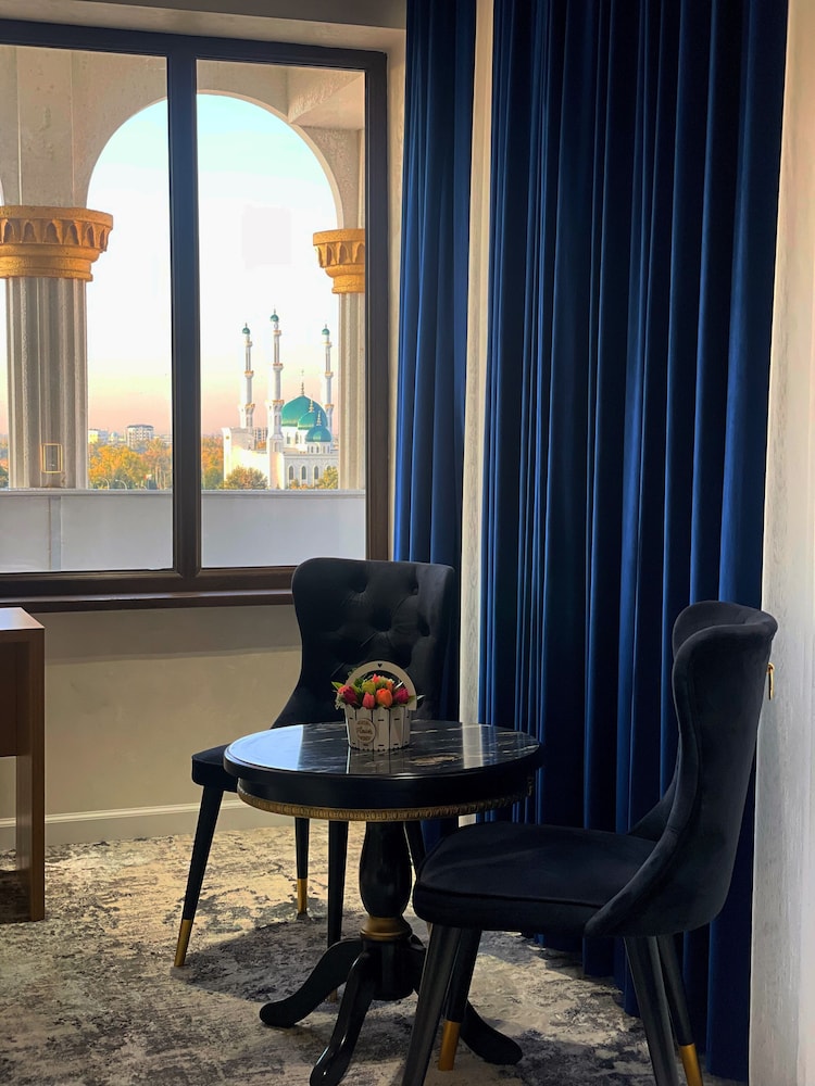 Premium Double or Twin Room photo 3