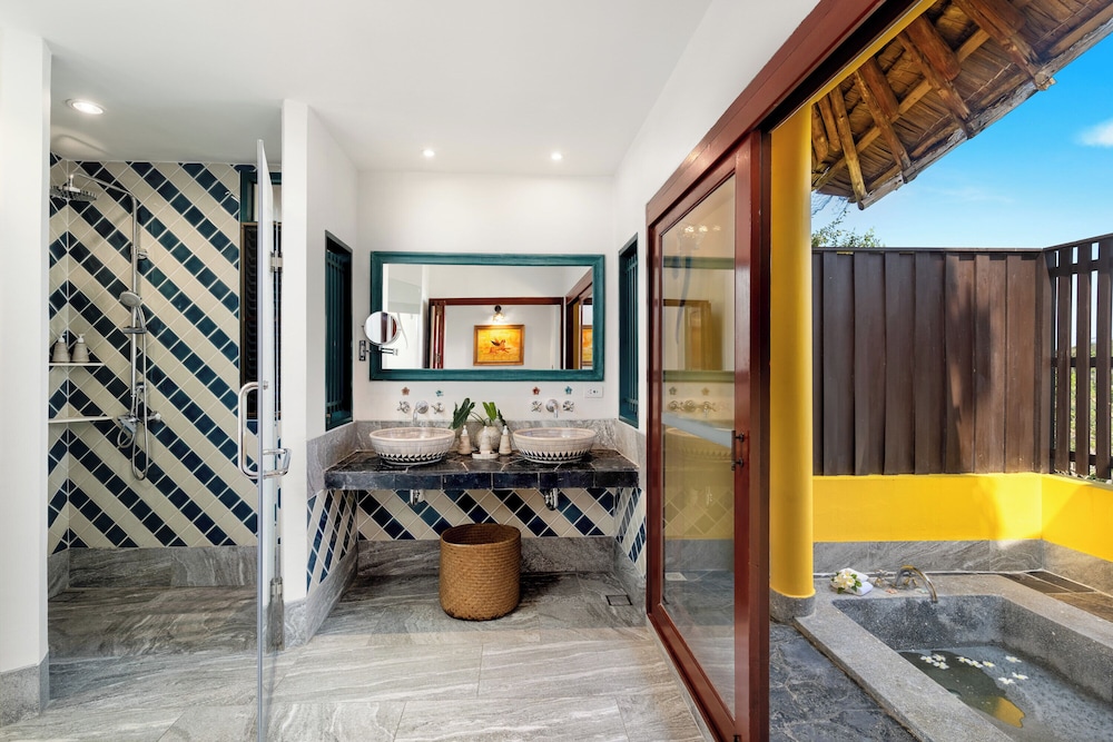 2 Bedroom Oceanview Hillside Pool Villa - Photo 6
