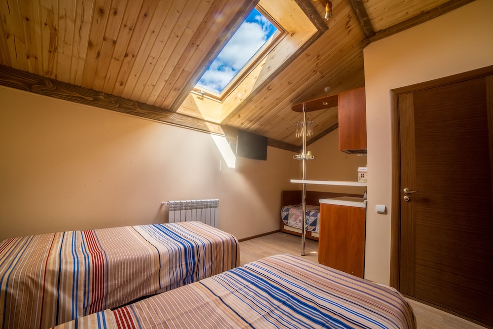 Comfort Triple Room photo 3