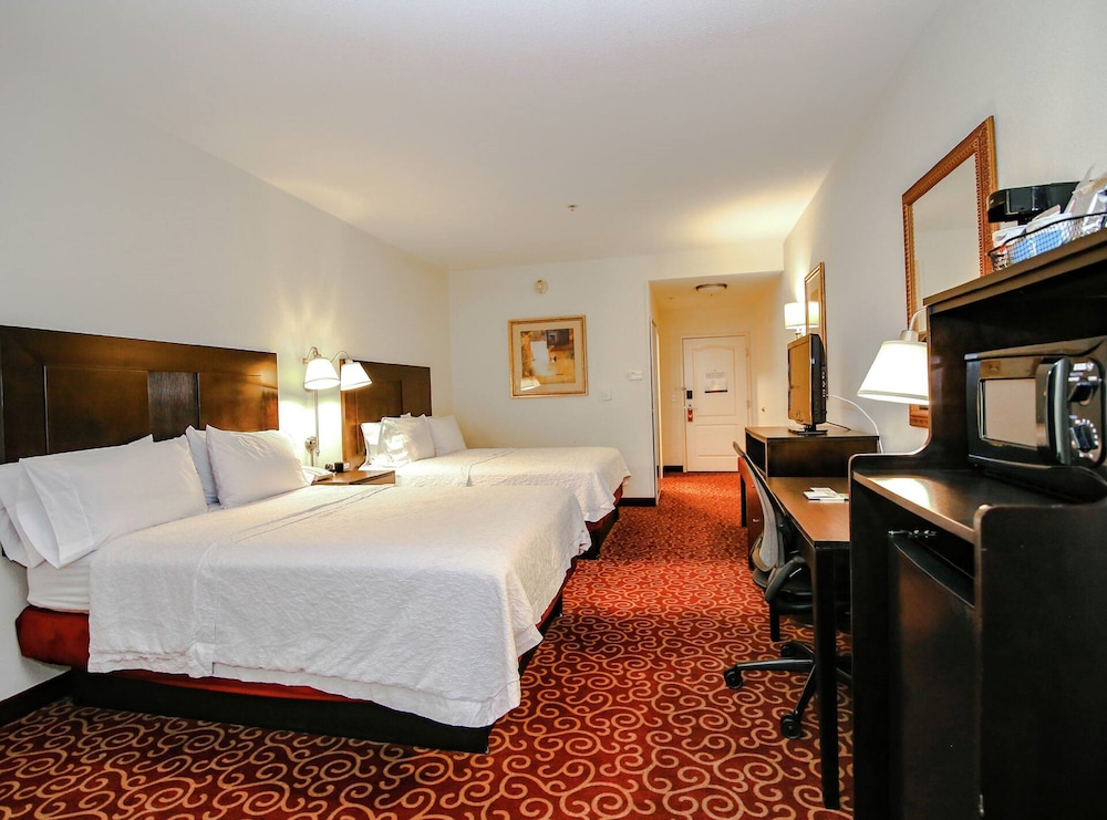Room, 2 Queen Beds, Accessible, Non Smoking - Photo 3