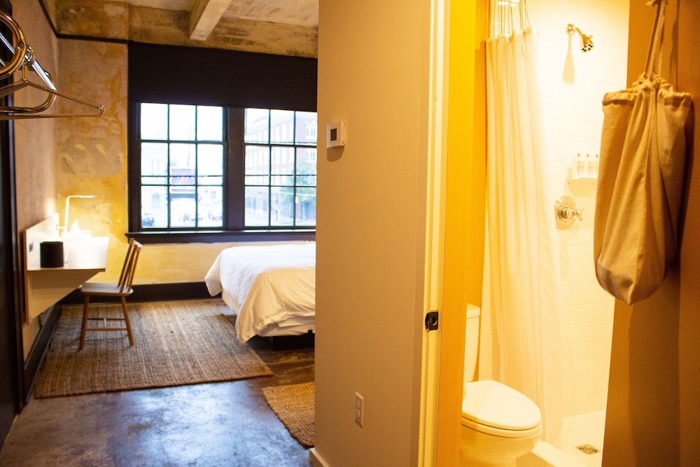 Second Floor West photo 3