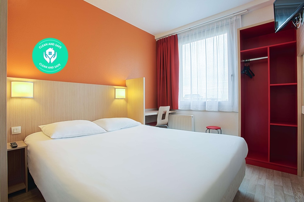 Standard Room, 2 Twin Beds photo 3