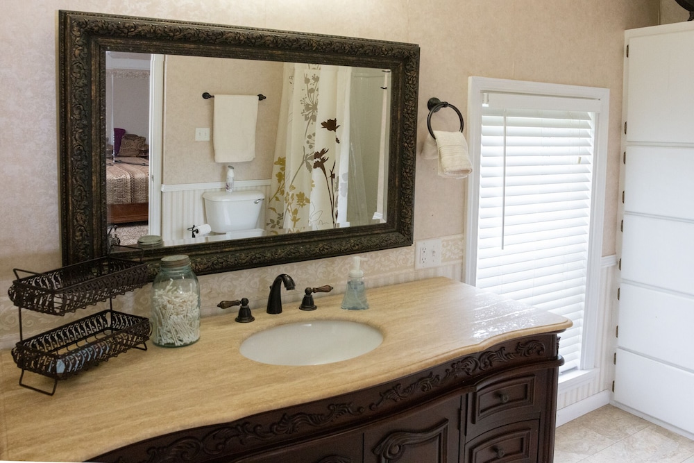 Magnolia Suite photo 2