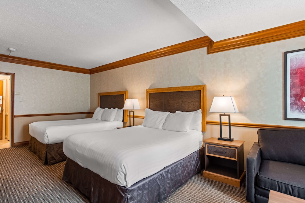 Standard Room, 2 Queen Beds, Non Smoking, Fireplace - Photo 4