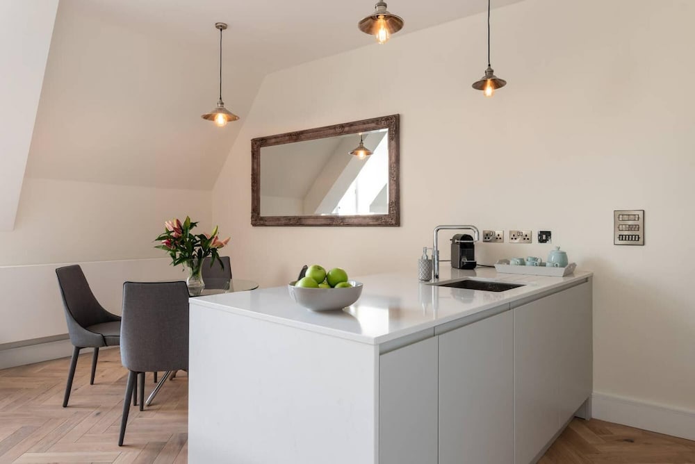 Cathedral View - Un appartement privé exclusif sur Cathedral Green, Exeter, Photo 15