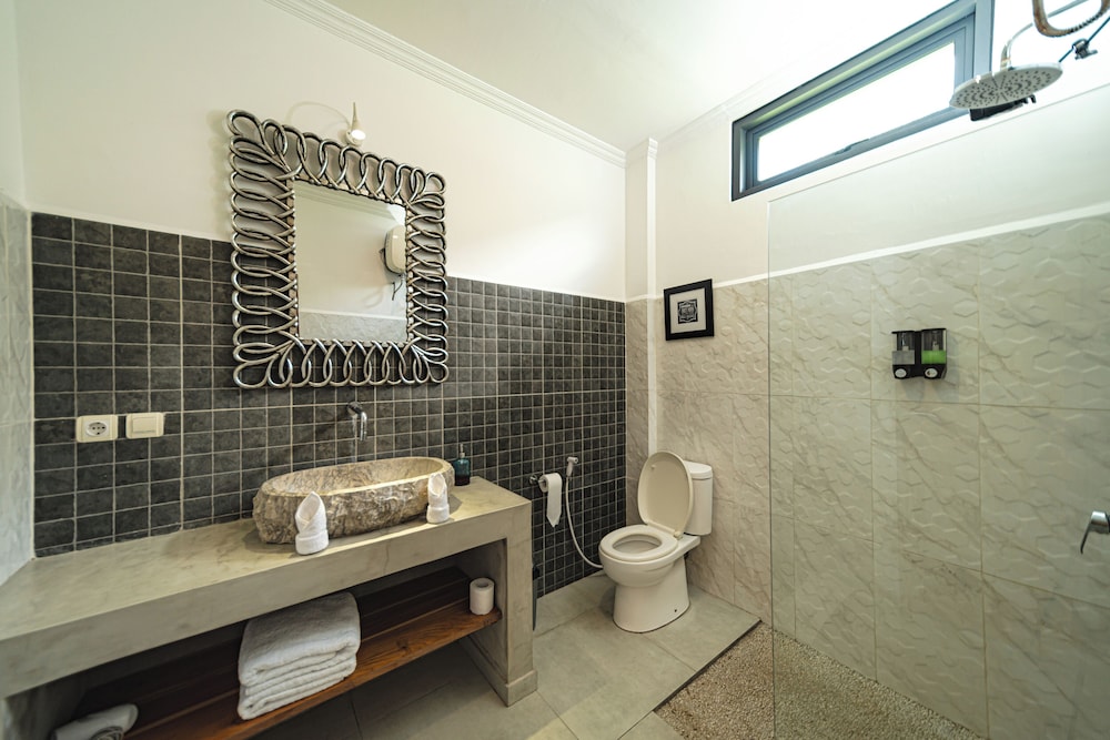 Deluxe Double Room - Photo 11