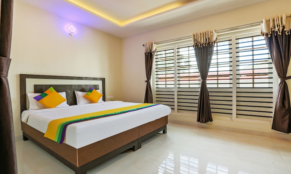 Deluxe Room - Photo 5
