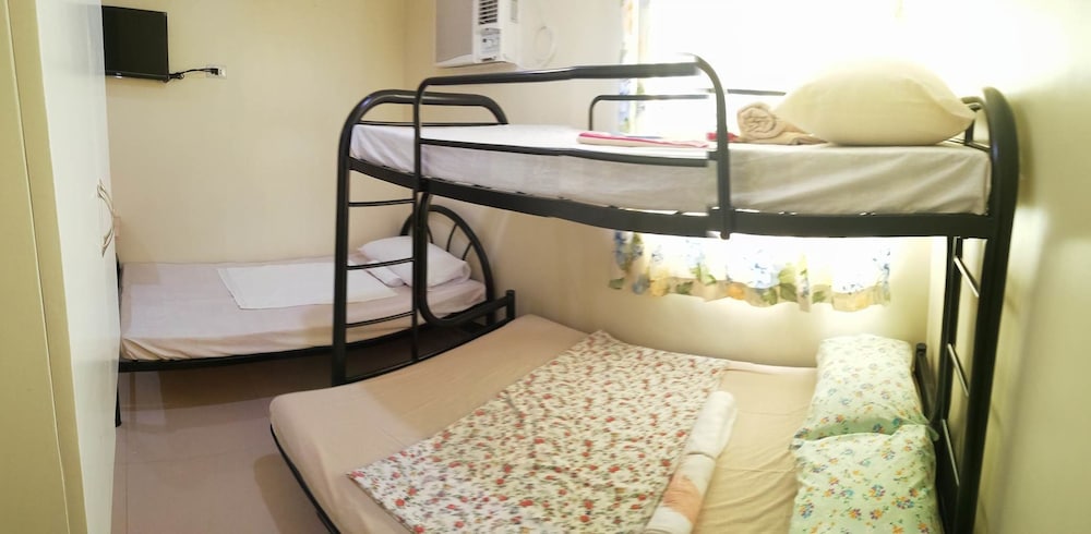 Quadruple Room photo 1