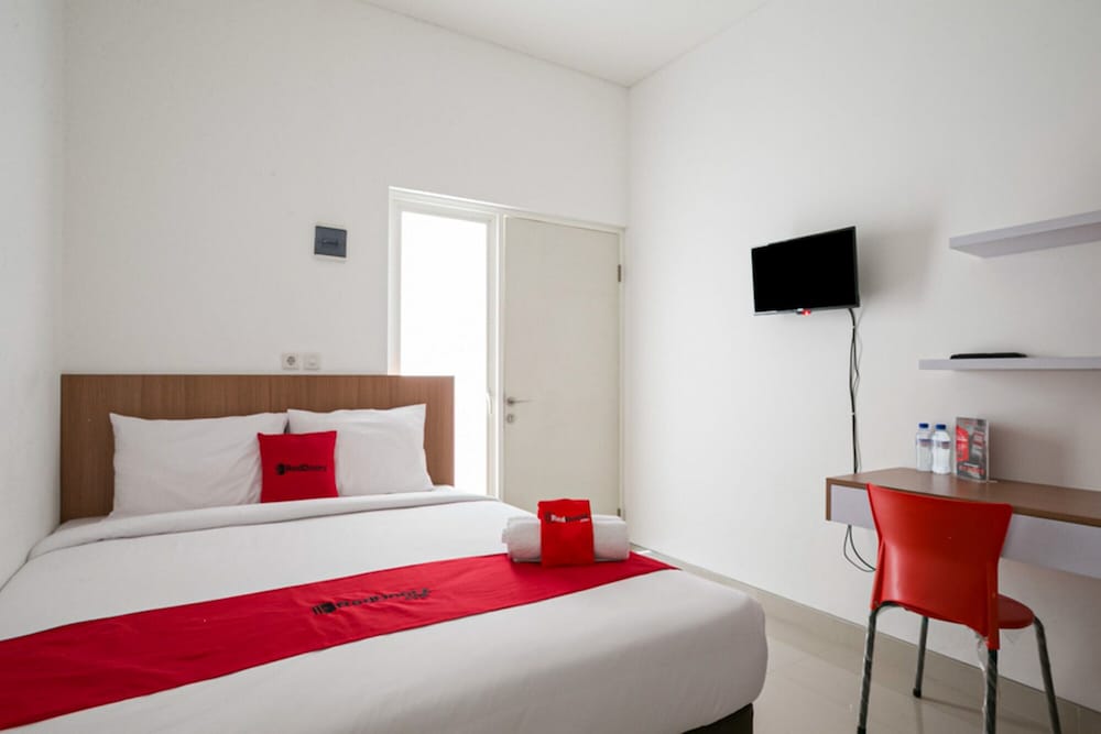 Double Room (Reddoorz)