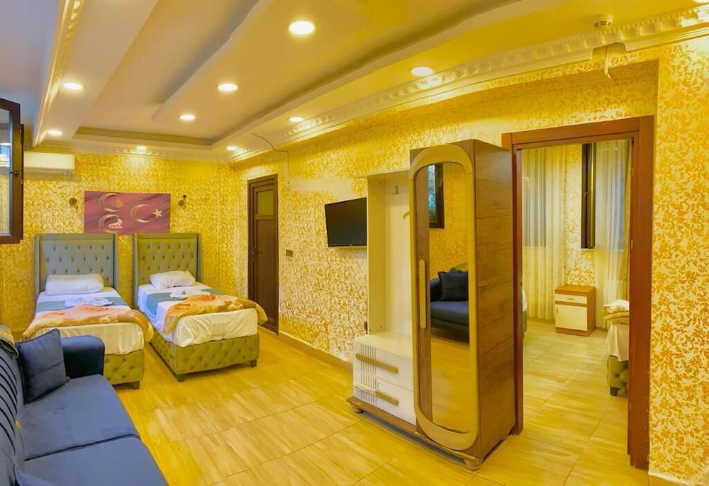 Family Apartment photo 1