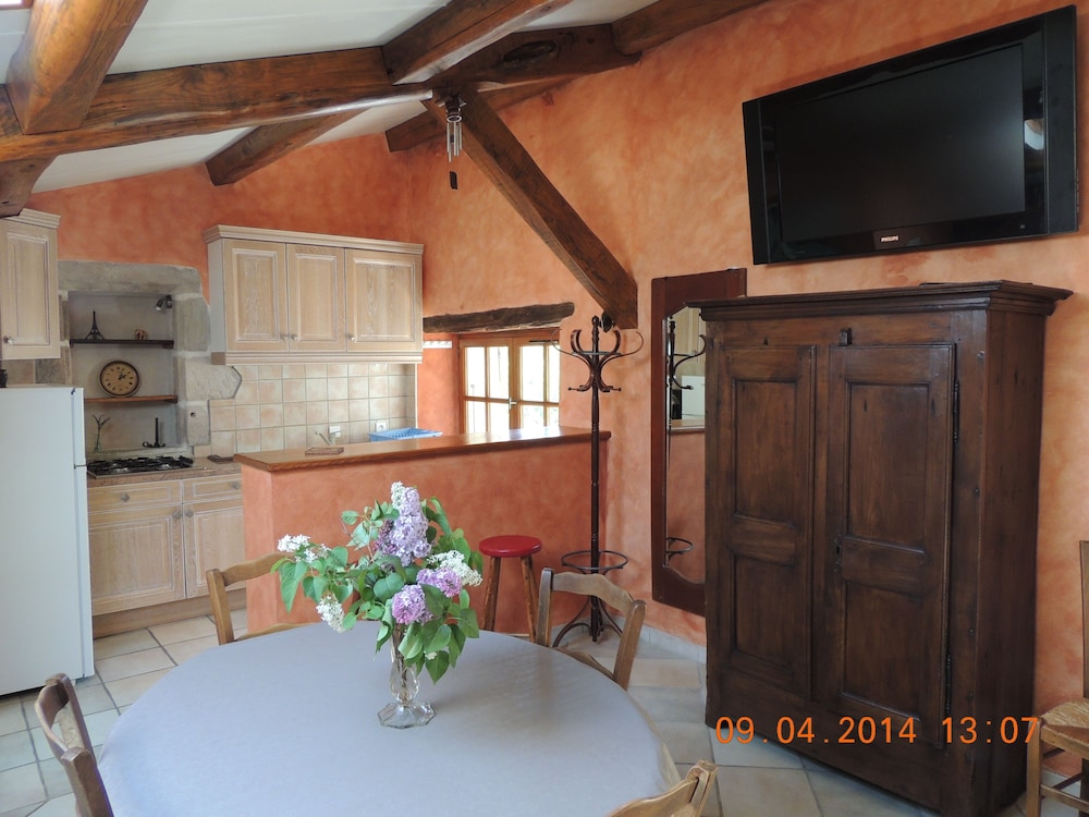 Studio Suite photo 2