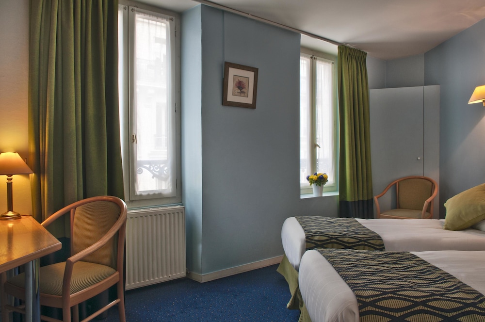 Double or Twin Room photo 2