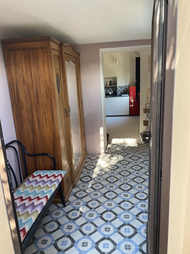 Suite, Ensuite, Sea View (Calabernardo)