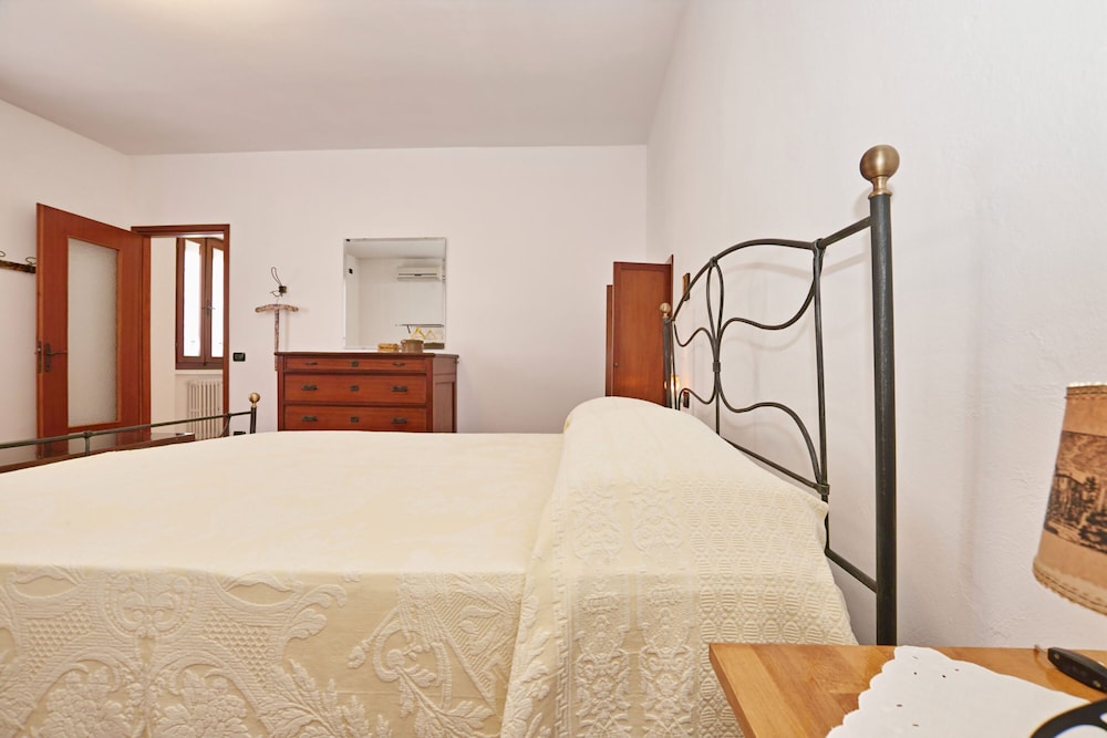 Basic Apartment, 2 Bedrooms