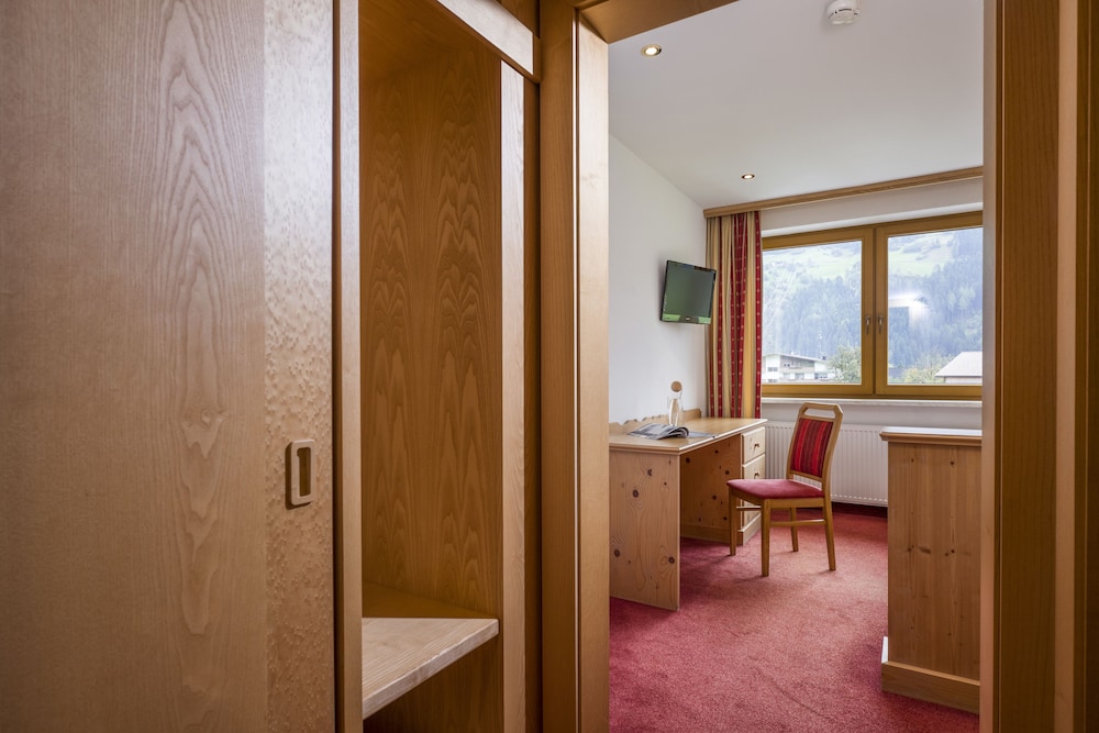 Classic Single Room photo 2