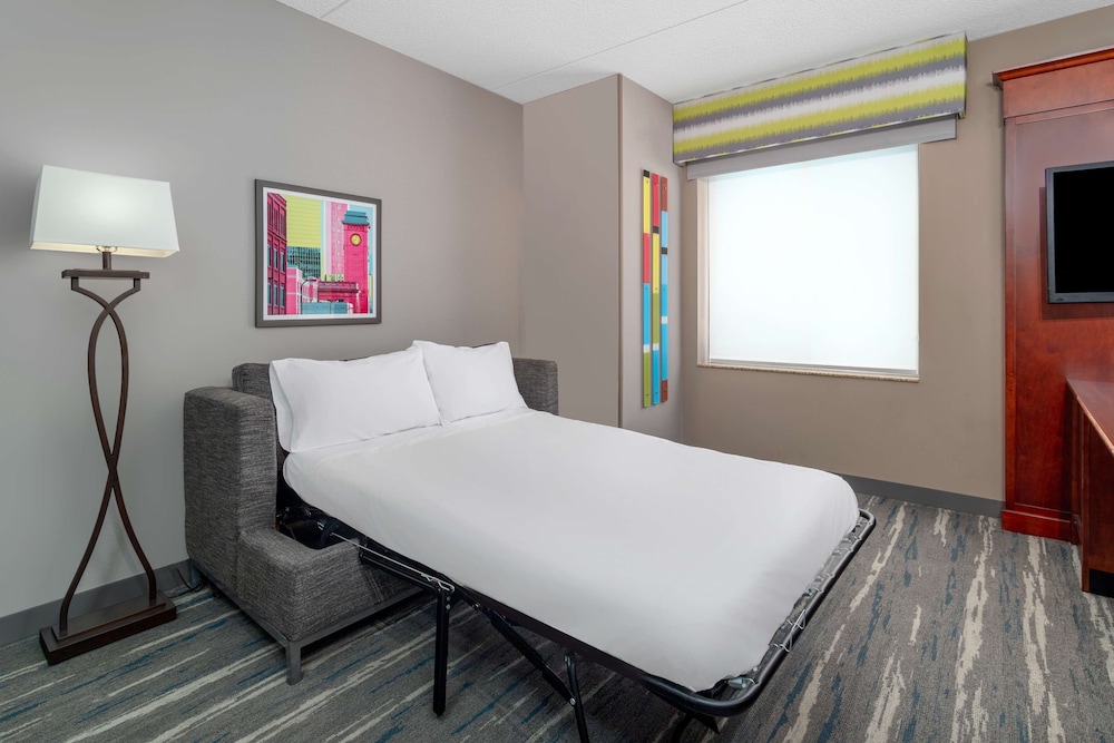 2 Queens Studio Suite with Sofabed - Photo 4