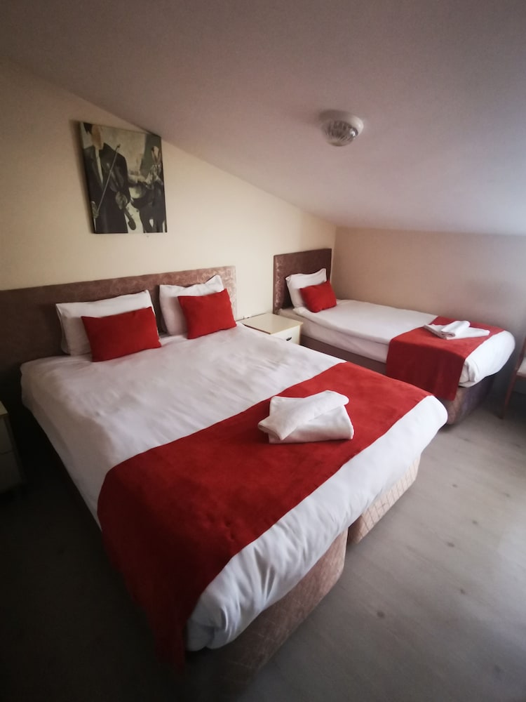 Triple Room, Terrace photo 1