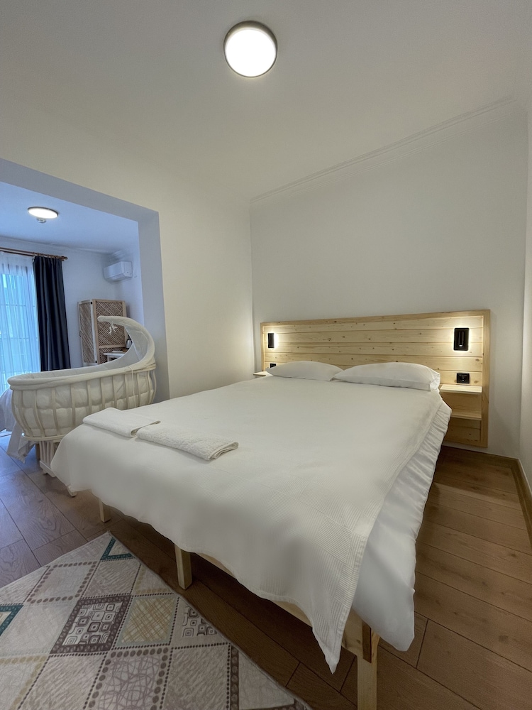 Standard Triple Room - Photo 28