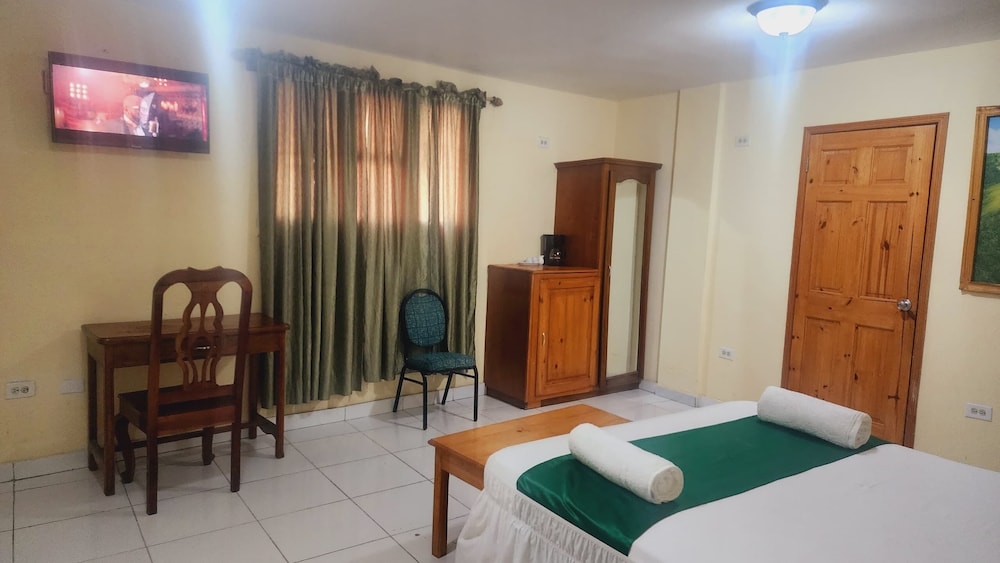 Gallery Room, 1 Queen Bed