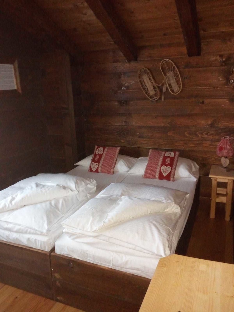 Basic Twin Room photo 3
