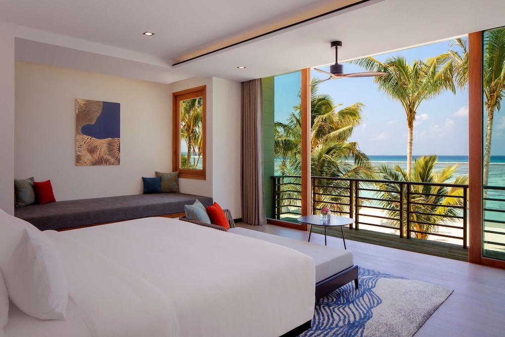 Duplex 2 bedroom beach sunset villa with private pool & free access VIP seaplane lounge on arrival - Photo 4