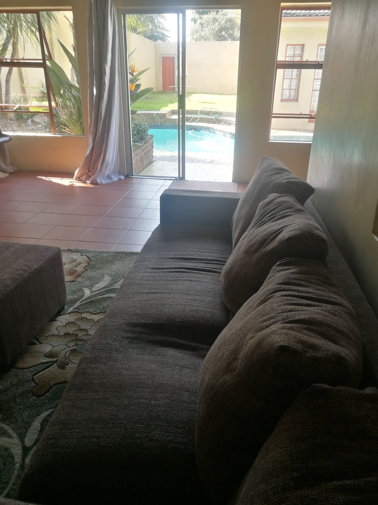 Cottage, Pool View, Garden Area photo 2