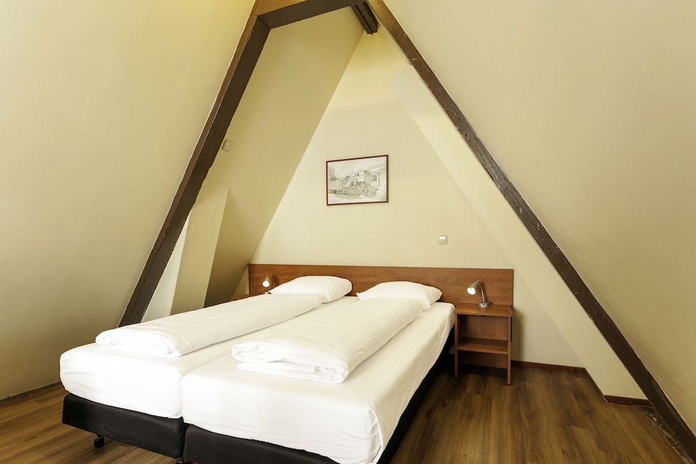 Triple Room, 3 Twin Beds