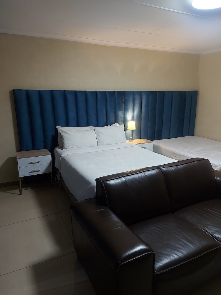 Economy Quadruple Room (#01) photo 1