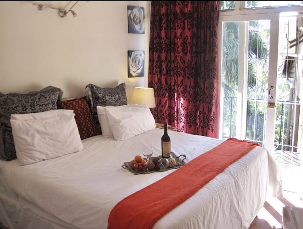 Luxury Twin Room, 1 King Bed, Valley View photo 2