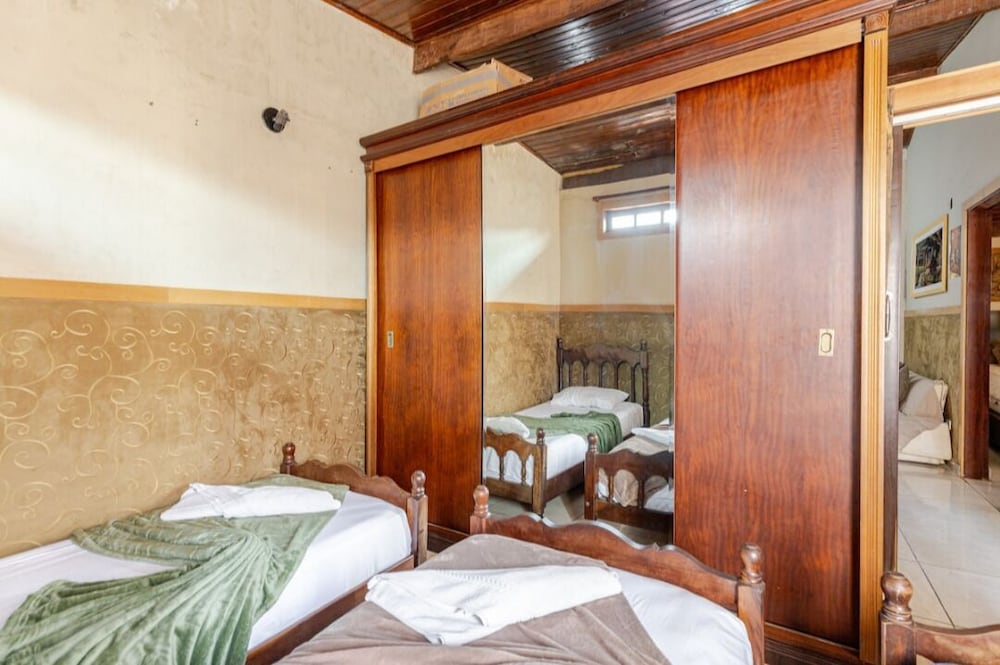 Villa photo 2