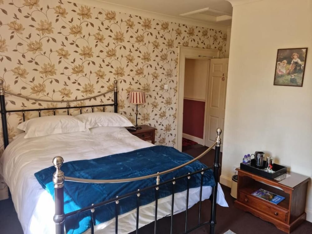 Classic Double Room, Non Smoking photo 1