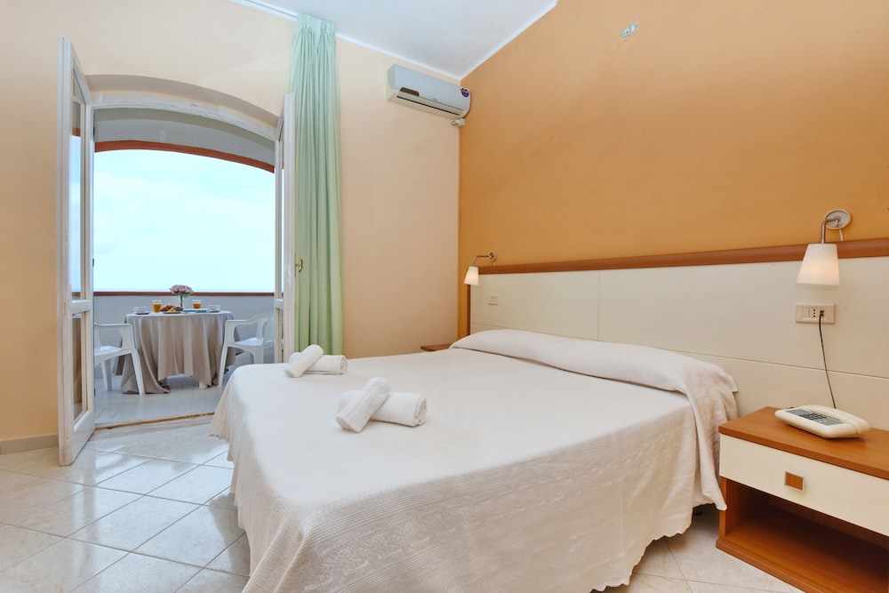 Double Room, Beach View