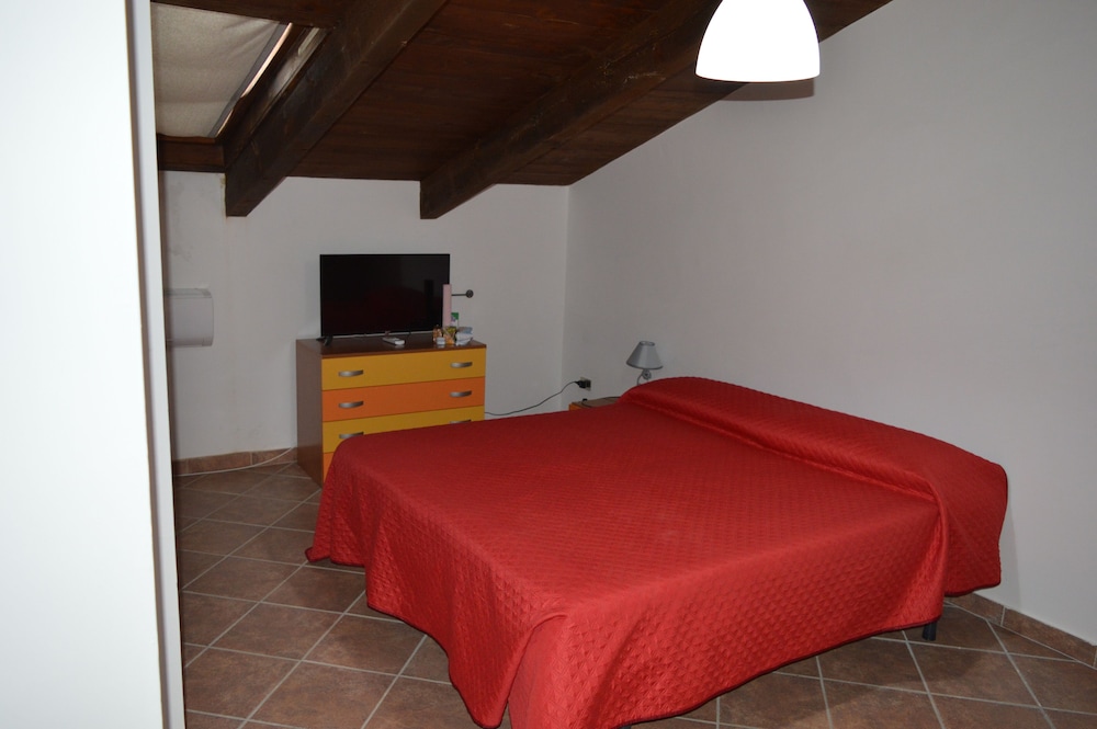 Room photo 2