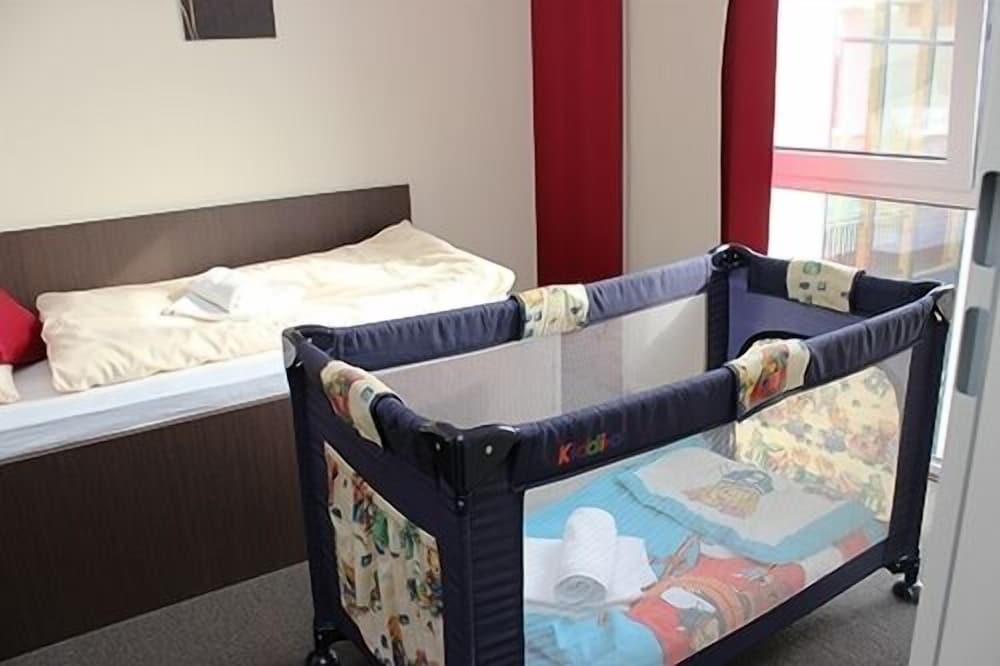 Family Room, 2 Bedrooms photo 2