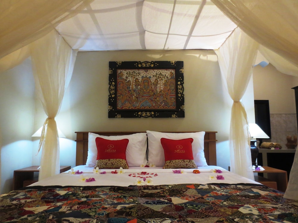Suite (Mountain & Garden View) photo 2