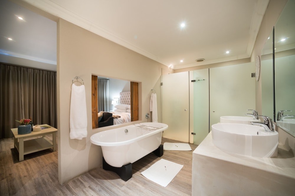 Superior Double Room, 1 Bedroom - Photo 2