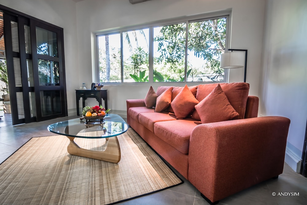 Luxury Suite photo 2