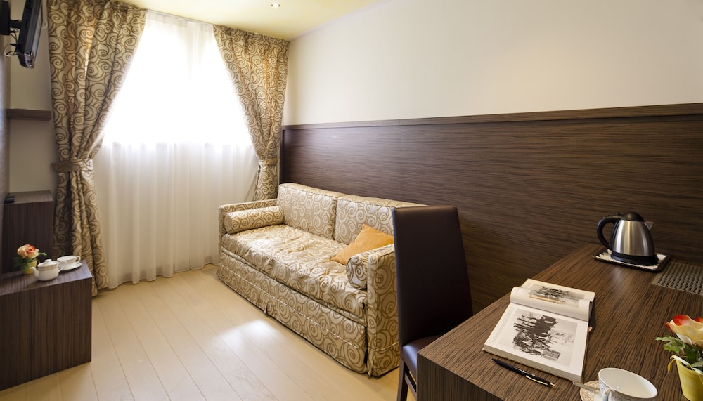 Junior Room