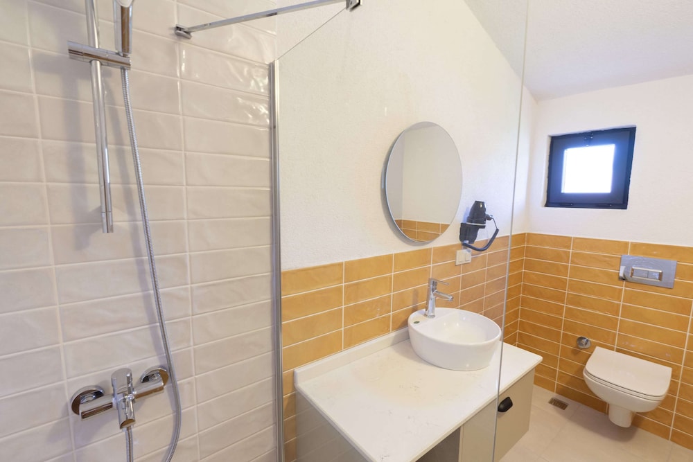 Comfort Double or Twin Room - Photo 10