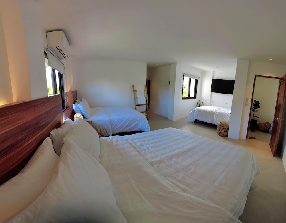 Deluxe Triple Room - Photo 5