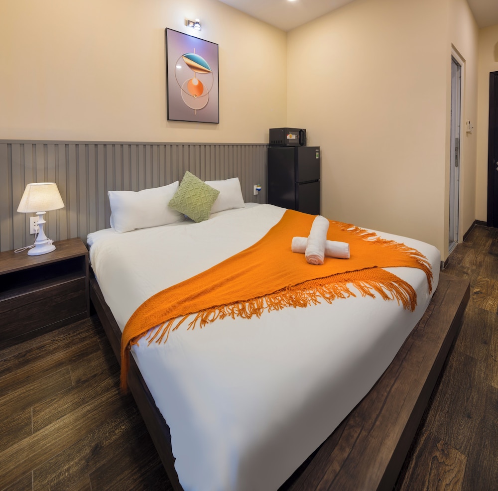 Deluxe Double Room, Balcony, City View photo 2