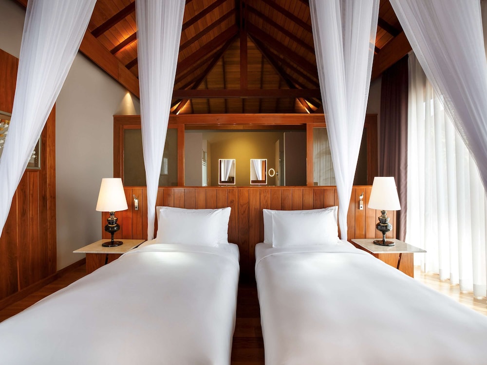 Superior Villa, 2 Twin Beds photo 3