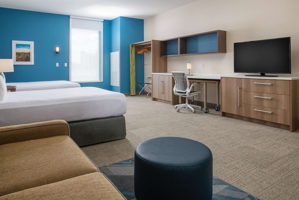 Studio, 2 Queen Beds, Accessible, Bathtub photo 2