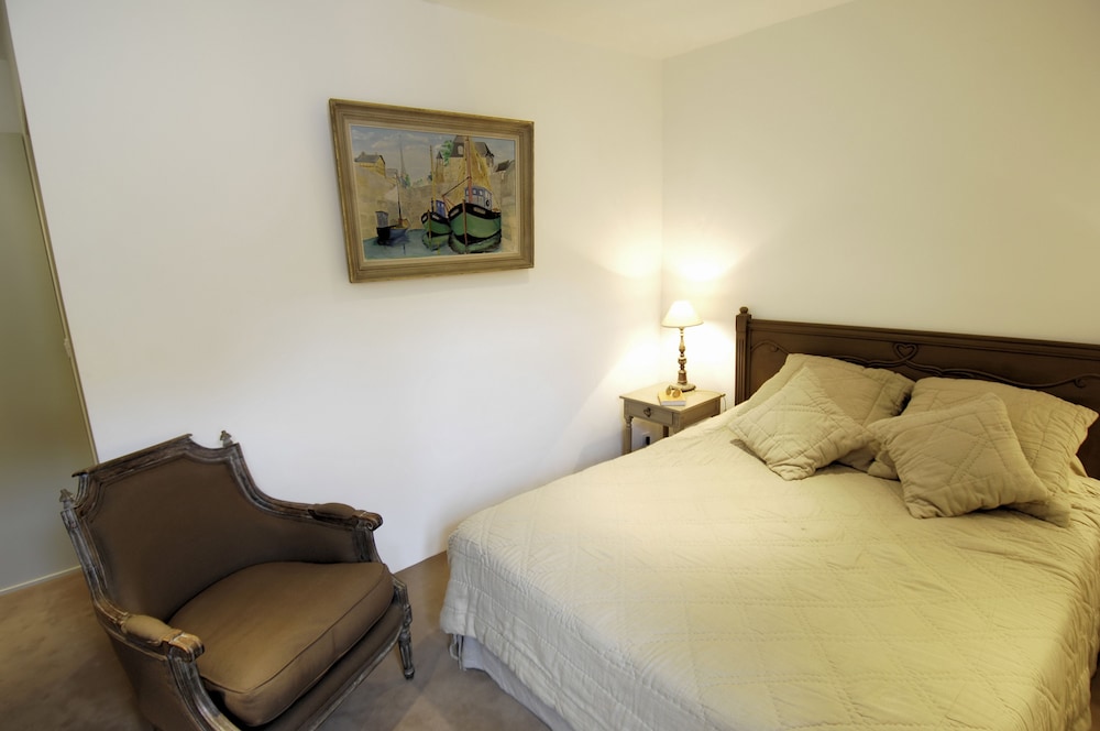 Comfort Room photo 2