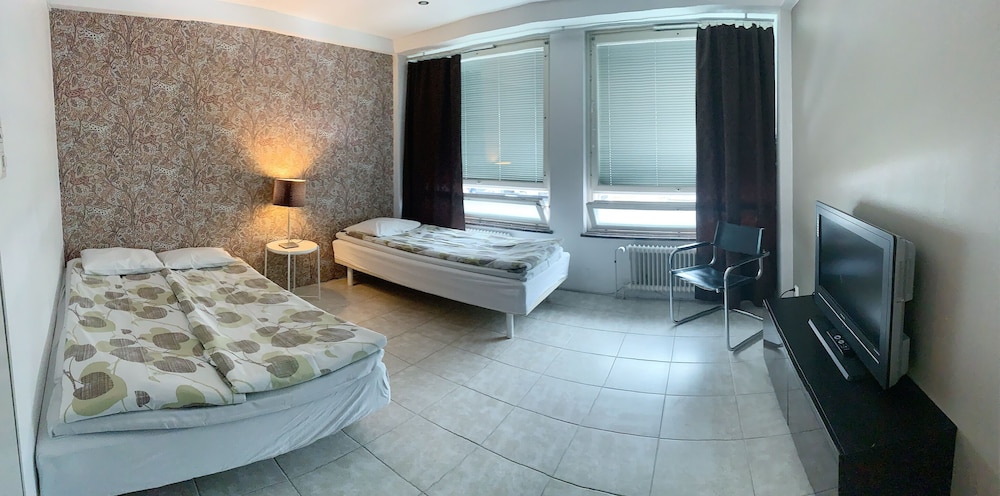 Triple Room, Shared Bathroom photo 2